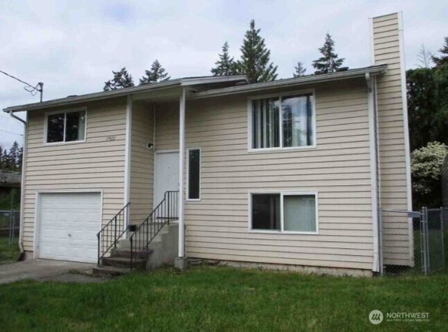 17022 16th Avenue E, Spanaway, WA 98387