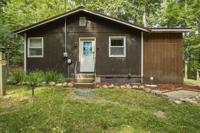 6504 E  12th St, White Cloud, MI 49349