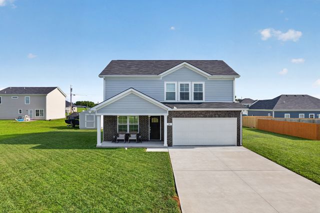 74 Frost St, Decherd, TN 37324