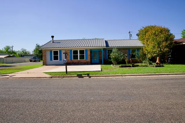 1113 E  43rd St, San Angelo, TX 76903