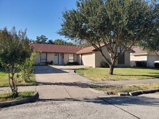 433 Clearfield Dr, Garland, TX 75043