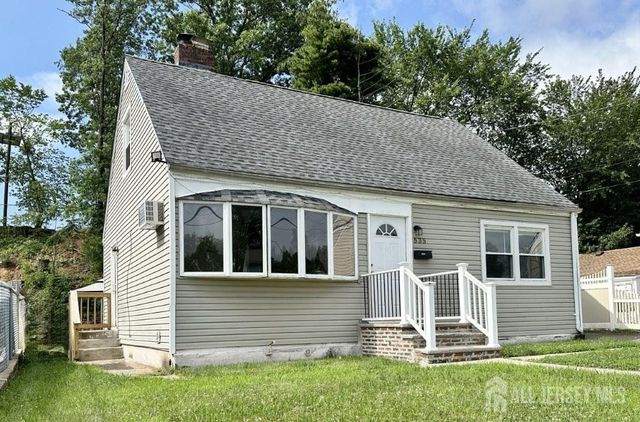 533 S  Park Dr, Perth Amboy, NJ 08861