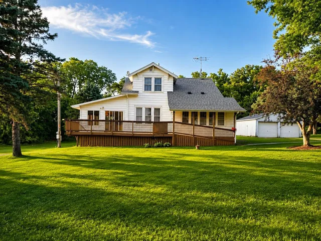 26650 Bean Street Rd, Cuba City, WI 53807