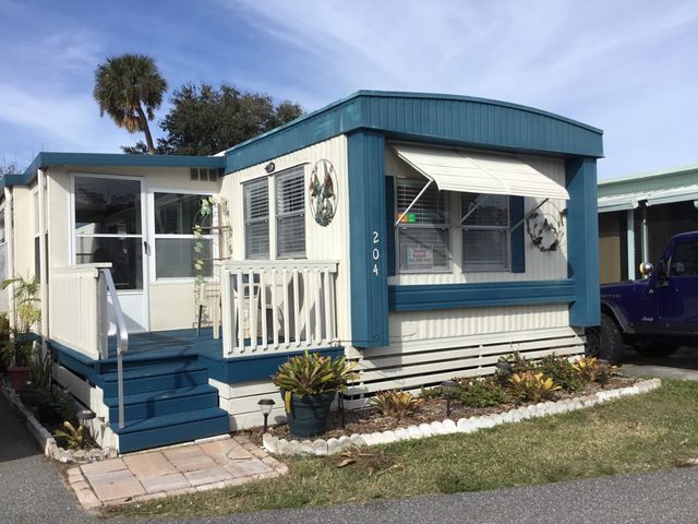 204 Hitching Post Rd, Cape Canaveral, FL 32920
