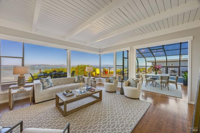 4810 Paradise Dr, Belvedere Tiburon, CA 94920