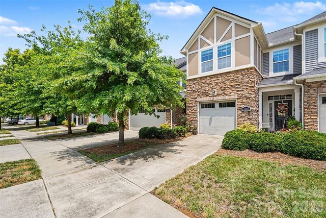 5606 Stonewells Dr, Charlotte, NC 28278