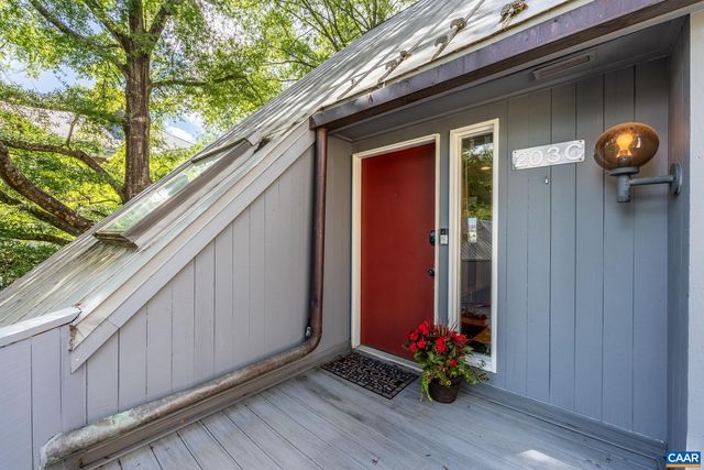 203 2nd St   NW #C, Charlottesville, VA 22902