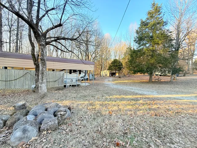 215 Tucker Hill Rd, Cave In Rock, IL 62919