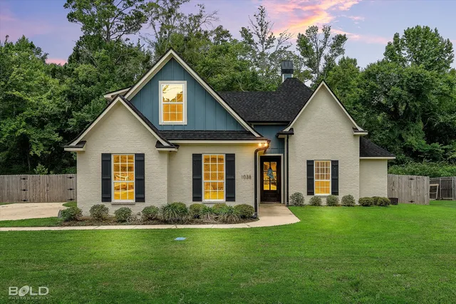 1038 Shady Oaks Dr, Keatchie, LA 71046