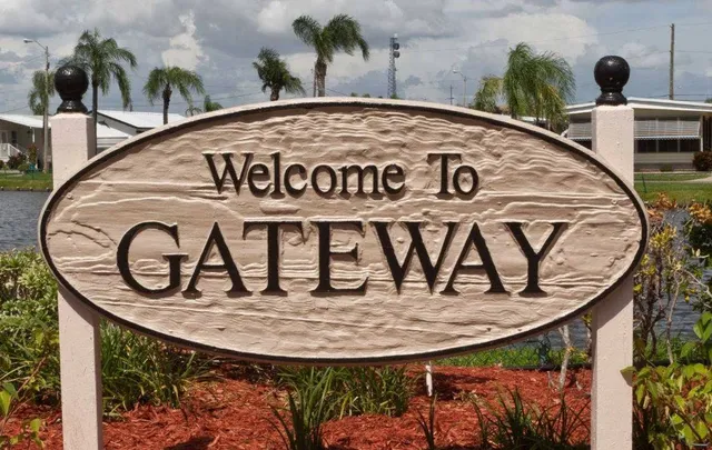 10947 1st Way  N #107, Saint Petersburg, FL 33716