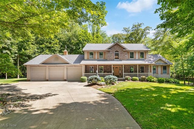 1380 Independence Dr, Orrville, OH 44667
