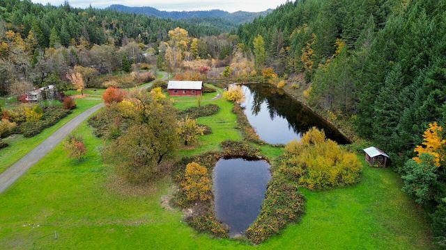 12863 Redwood Hwy, Wilderville, OR 97543