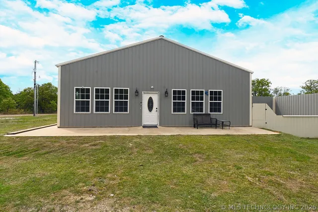 98366 S  4503rd Rd, Vian, OK 74962