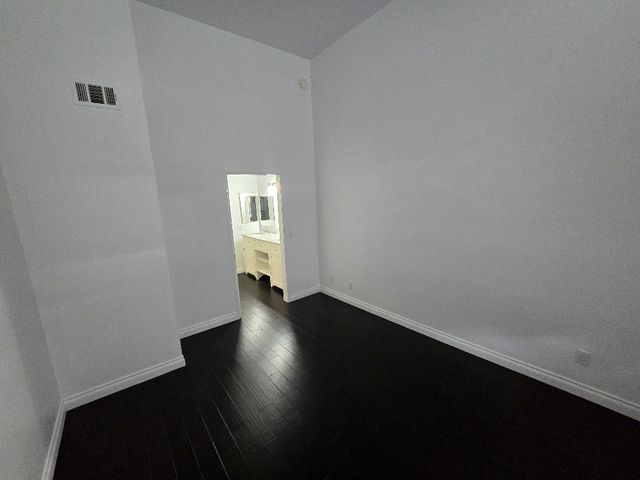 24105 Del Monte Dr, Valencia, CA 91355