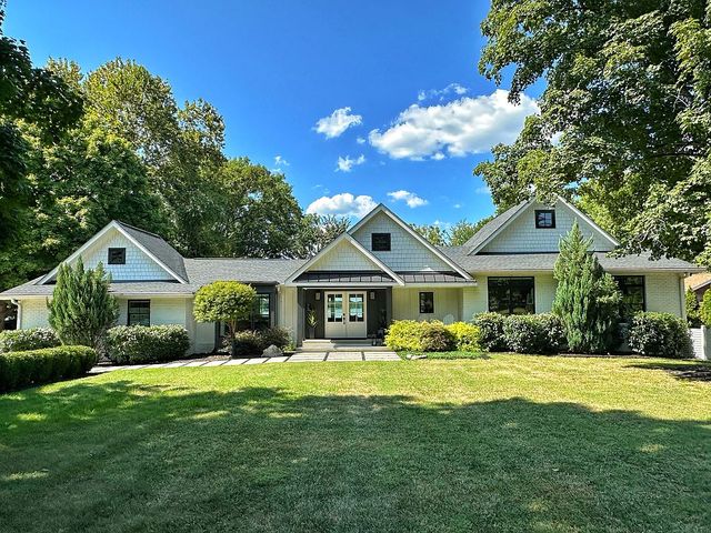 266 Lake Terrace Dr, Hendersonville, TN 37075