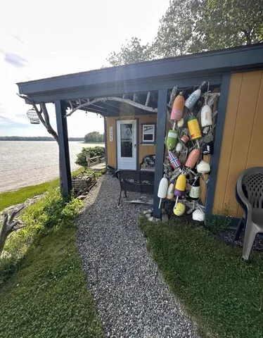211 Rays Point Road, Milbridge, ME 04658