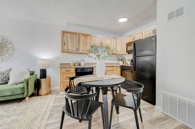 1930 E  Bijou St #4cb5f180c, Colorado Springs, CO 80909