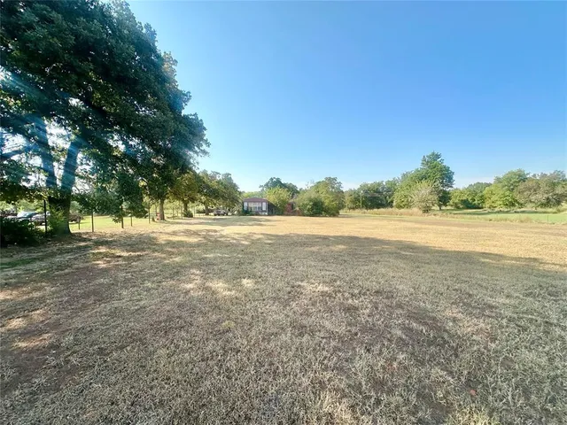34501 Lake Rd, Shawnee, OK 74801