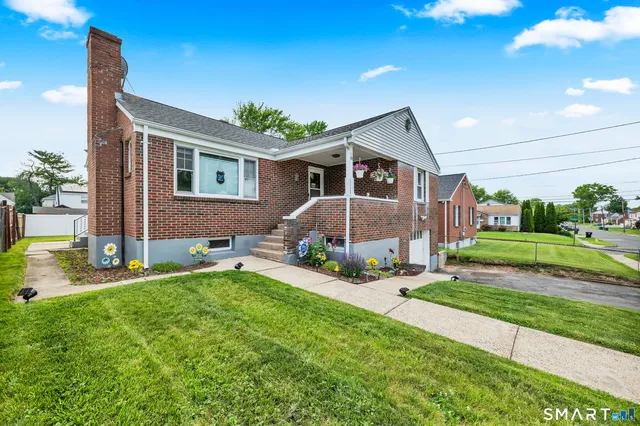 75 Hollywood Avenue, West Hartford, CT 06110