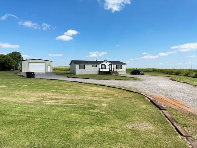 23983 E  1000th Rd, Weatherford, OK 73096