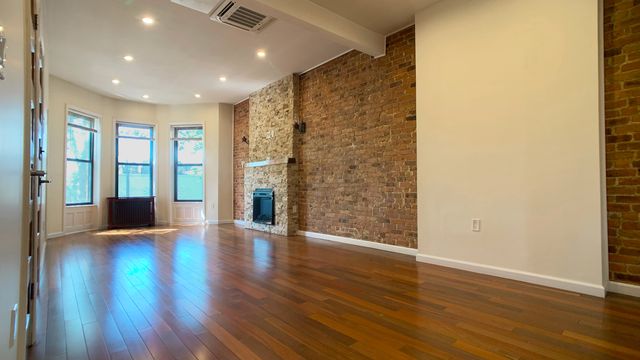 1518 Putnam Ave #2, Brooklyn, NY 11237