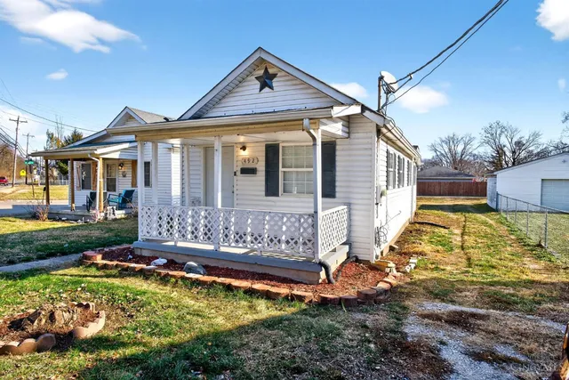 492 Seven Mile Ave, Hamilton, OH 45011