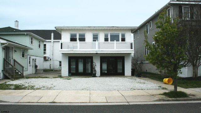 11 E  7th St #B, Ocean City, NJ 08226