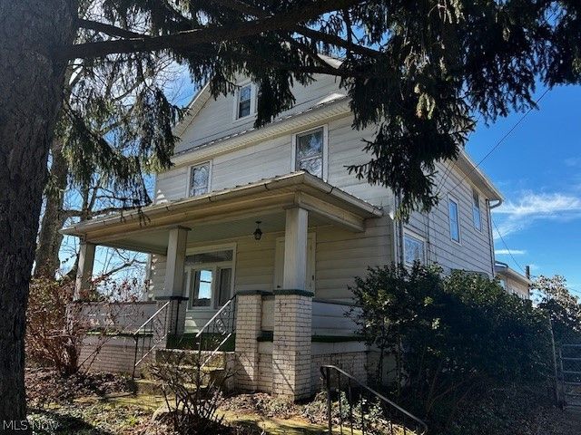 8539 Schubert Ave NE, Alliance, OH 44601