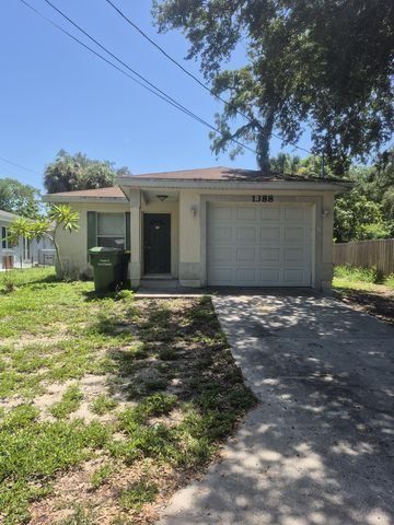 1388 43rd St, Sarasota, FL 34234