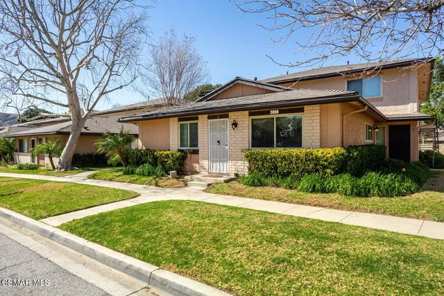 2069 N  Avenida Refugio #1, Simi Valley, CA 93063