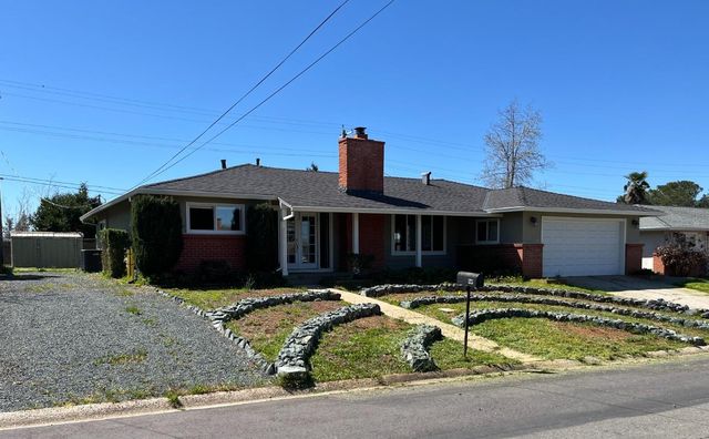 123 Lidster Ave, Grass Valley, CA 95945