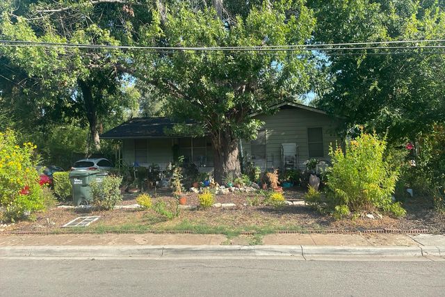 317 Lee St, San Marcos, TX 78666