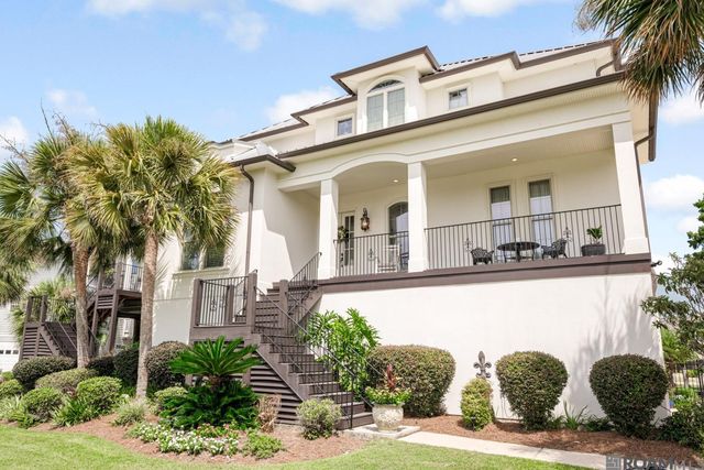 33075 Rivergate Cir, Springfield, LA 70462
