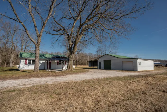 25602 Poppy Drive Drive, Stark City, MO 64866