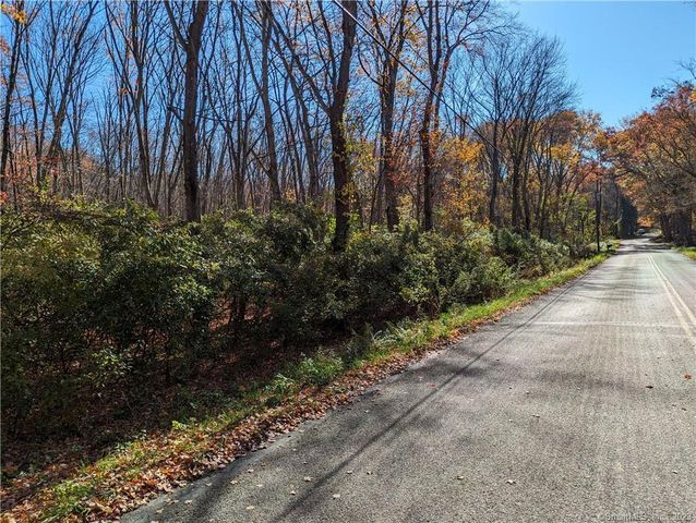 375 Brewster St, Coventry, CT 06238