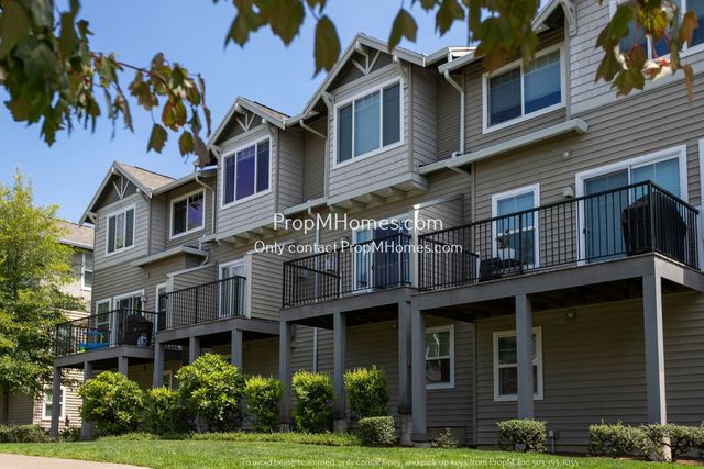 720 NW 118th Ave #102, Portland, OR 97229