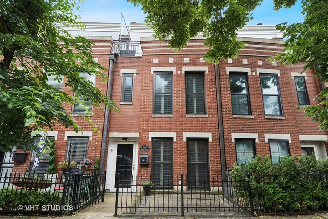 1648 N  Bissell St, Chicago, IL 60614