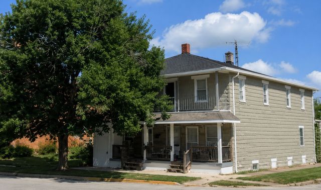 724 E  Lawrence St, Mishawaka, IN 46545