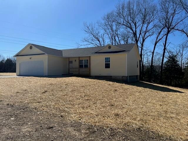 9657 Private Road 6683, West Plains, MO 65775