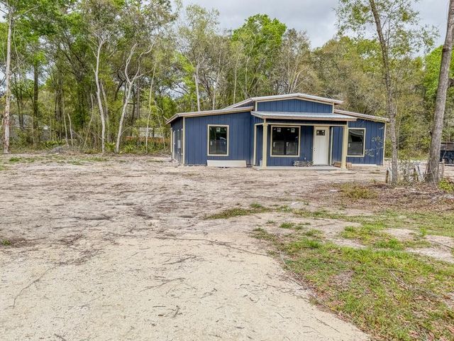 8051 NW 172nd Ln, Fanning Springs, FL 32693