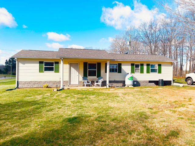11 Cayden Ln, Russell Springs, KY 42642