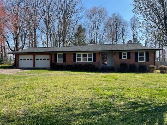 408 Clearview Dr, Asheboro, NC 27205