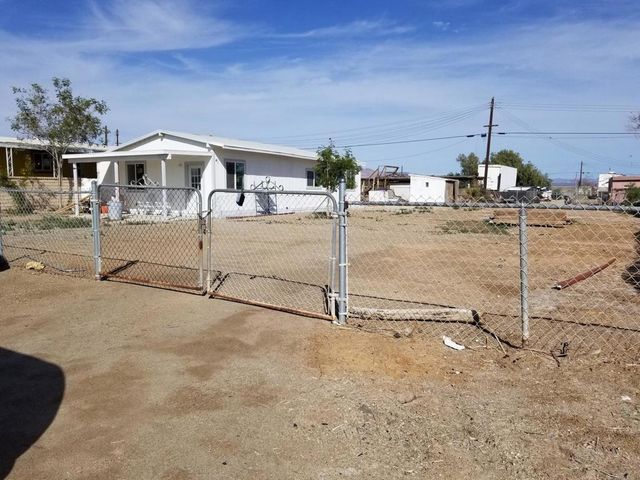 9576 Avenue G, Niland, CA 92257