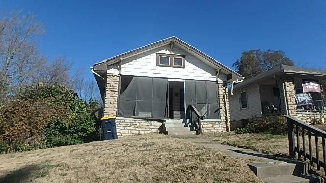 3822 E  68th Ter, Kansas City, MO 64132