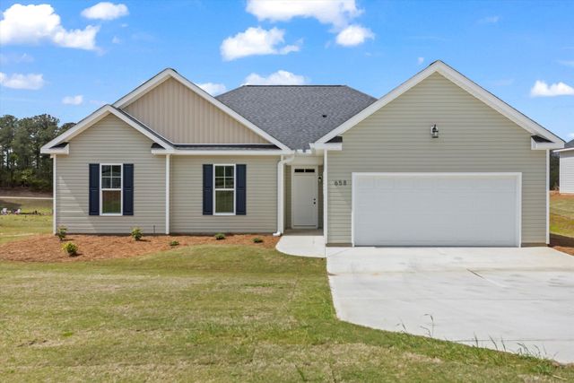 658 Pine St, Warrenville, SC 29851