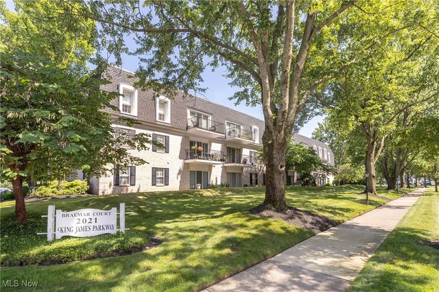 2021 King James Pkwy #214, Westlake, OH 44145