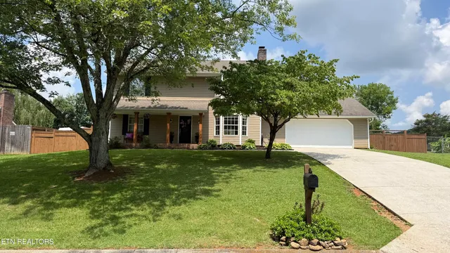 1429 Newcross Rd, Knoxville, TN 37922