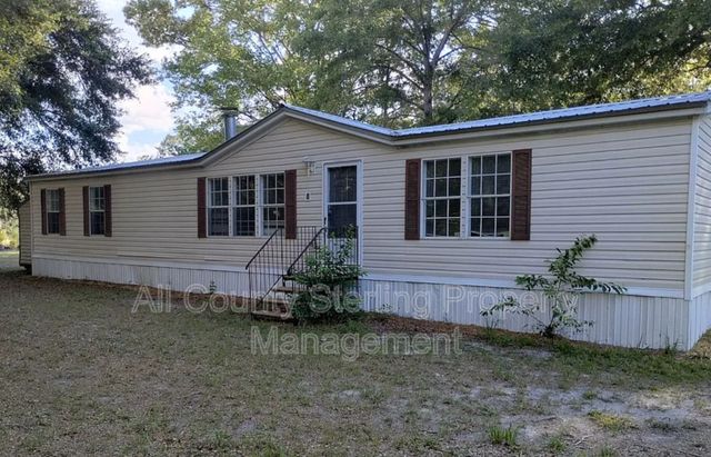 206 SW Satellite Ln, Lake City, FL 32024