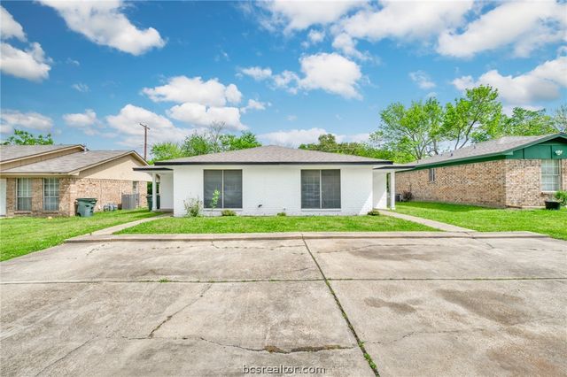 3911 Olive St   #A, Bryan, TX 77801