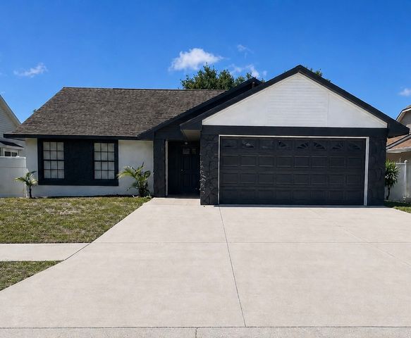 8730 Osage Dr, Tampa, FL 33615